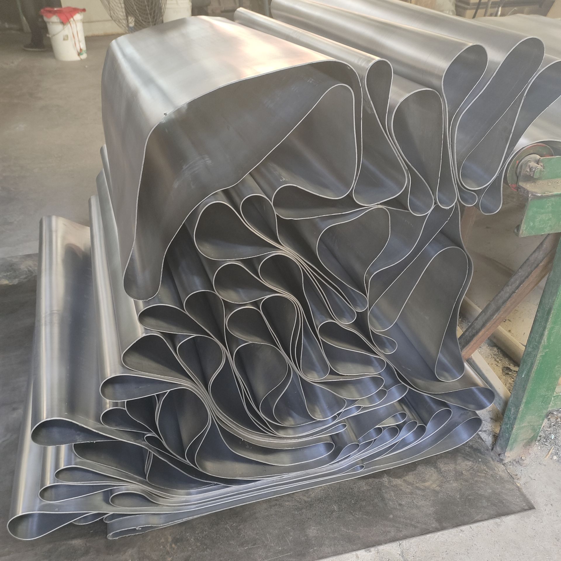 临沂铅板厚度与辐射防护能力的关系是怎样的?